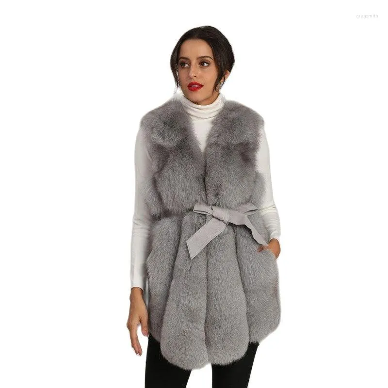 여자 조끼는 허리에 레이디 활 장식을위한 연한 회색 진짜 모피 조끼 조절 가능한 크기 겨울 캐주얼 스타일 재킷을 조절할 수 있습니다.