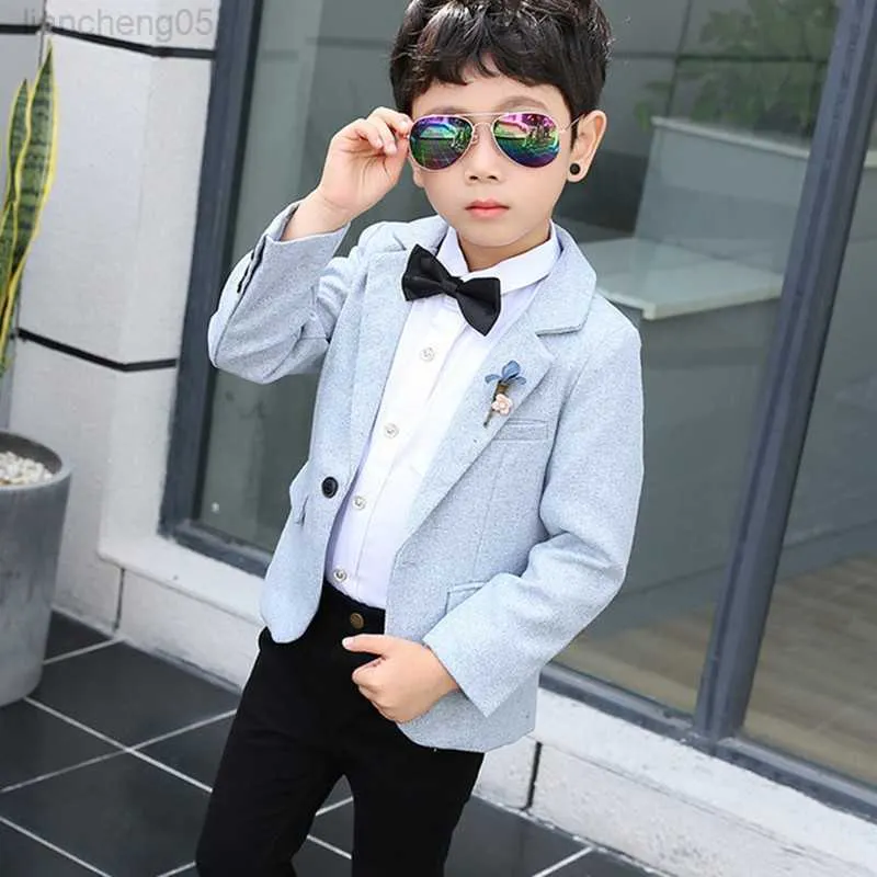 Conjuntos de roupas Casual Blazer Casaco Para Crianças Meninos Brinde Presente Broche Jaqueta Azul Claro Para Baile De Formatura Terno Algodão Novas Roupas Infantis W0222