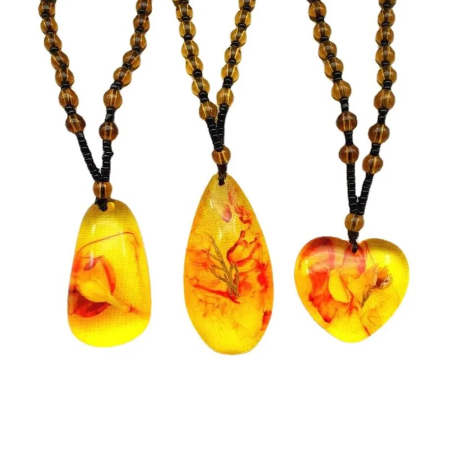 Resin Natural Insect Specimen Artificial Amber King Scorpion Necklace Pendant Creative Man Ornament Children's Gift