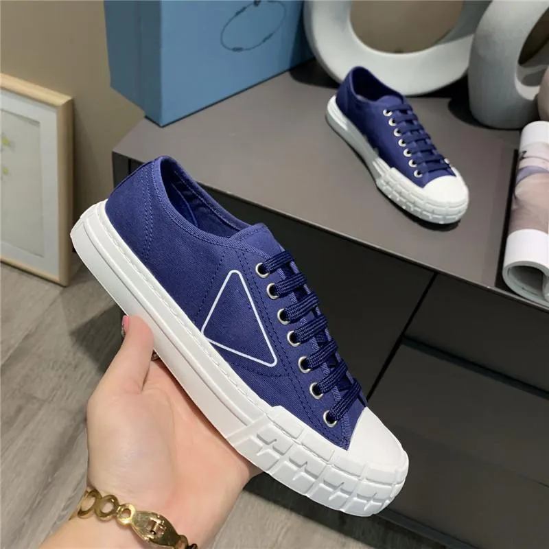 Designer Re-nylon Casual Shoes Women Wheel Cassetta Flat Sneakers High Top Fabric Runner Trainers Low-top Canvas Shoe Gabardine With Box