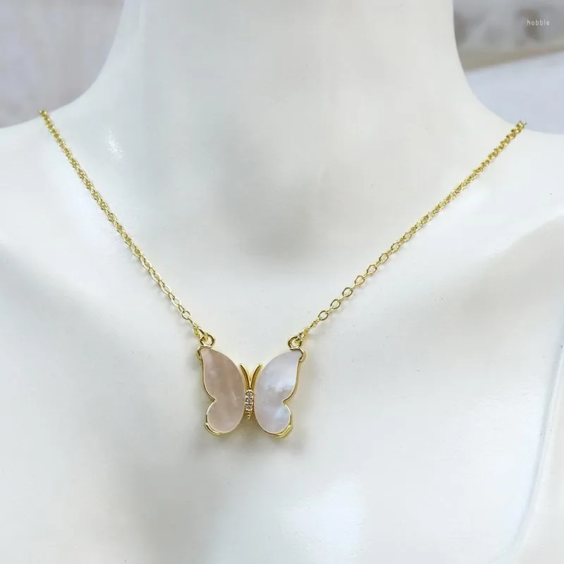 Pendant Necklaces 5 Pcs White Shell Butterfly Necklace Fashion Elegant Jewelry 52623
