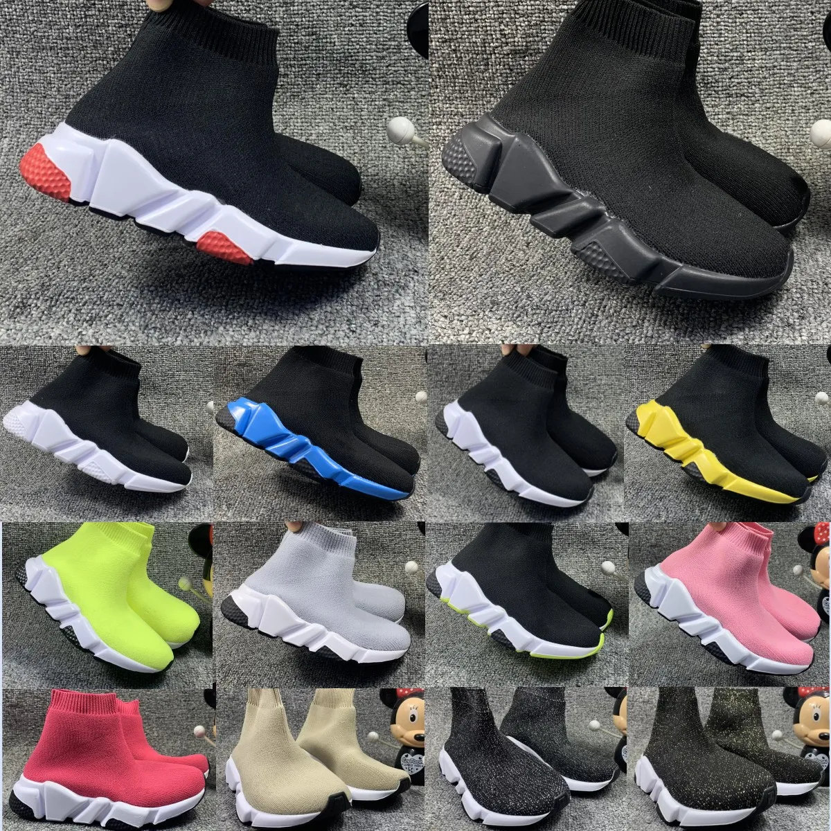 Designer-High-Speed-Sneaker in Schwarz für Mädchen, Baby-Trainer, Jugendliche, Kleinkinder, Kleinkinder, Socken, Kinder, Jungen, Laufsneaker, 25–35