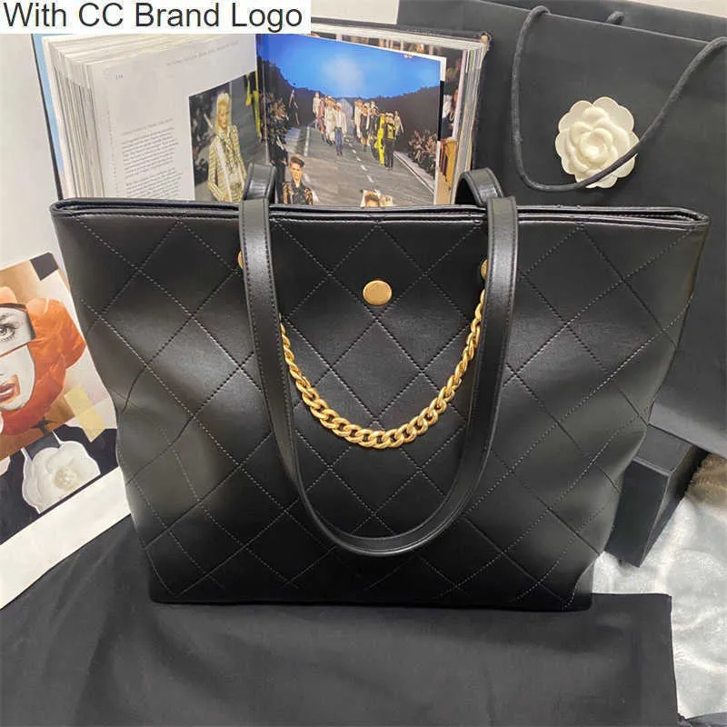 CC Totes 9A New Handbag Top Luxury Designer Bag 여성 브랜드 22b 가죽 이중 목적 히피 솔리드 어깨 메신저 백 클래식 패션 가방 쇼핑 가방