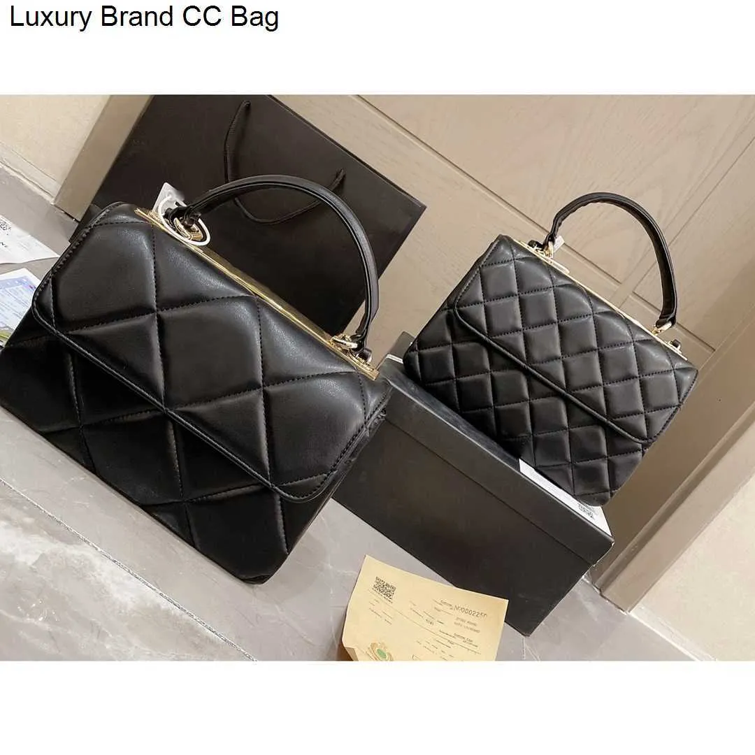 CC Cross Body 2021 Bolsos de canal superior Bolsos de lujo para dama Bolsos de diseñador de bandolera de piel de cordero Bolso pequeño de moda cc Venta al por mayor Mujer Cuero negro Hombro con solapa cl