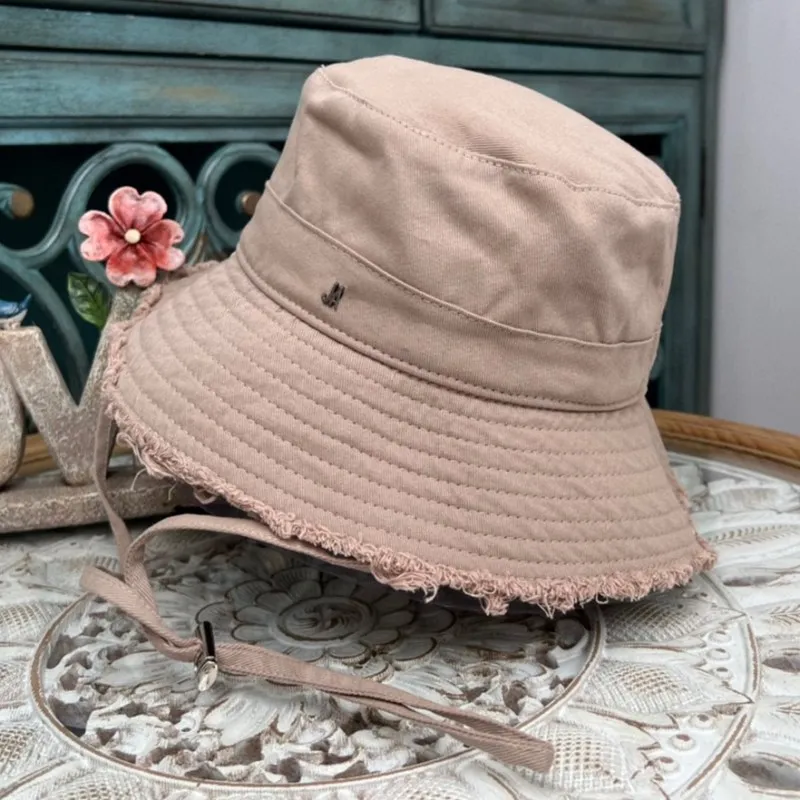 Sommar Bob Straw Designer Besökare Bucket Le Hat Cap Women Hats Bob Fashion Brim For Hat Bucket Wide Designer Frayed Cap Beach 10 Färger tillgängliga s