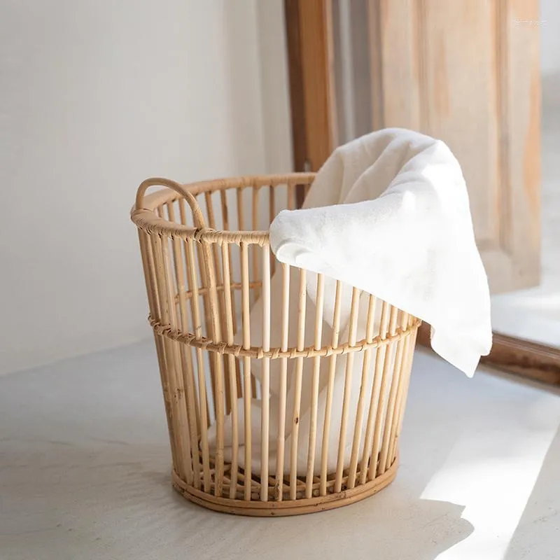 クリスマスの装飾Zqrattan Storage Bucket White Vine Weaving Hollow Cless Basket Binaulal Handle B