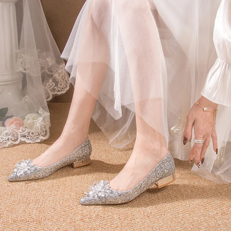 Elbise Ayakkabı Kristal Ayakkabı Saçlı Ayak Tip Kare Topuklu Bling Pullu Bez Düğün Ayakkabıları Ziyafet Partileri Yüksek Topuklu Ayakkabılar 230223