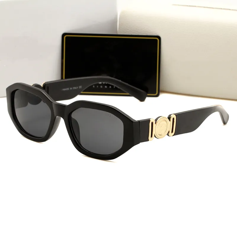 Großhandel Luxus-Sonnenbrillen für Mann und Frau, Unisex-Designer-Brille, Strand-Sonnenbrille, Retro, kleiner Rahmen, Luxus-Design, UV400