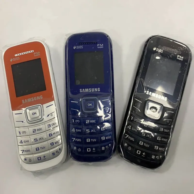 Renoverad mobiltelefoner Original Samsung 1207Y 2G GSM med detaljhandelsl￥dan Klassisk presentmobiltelefon