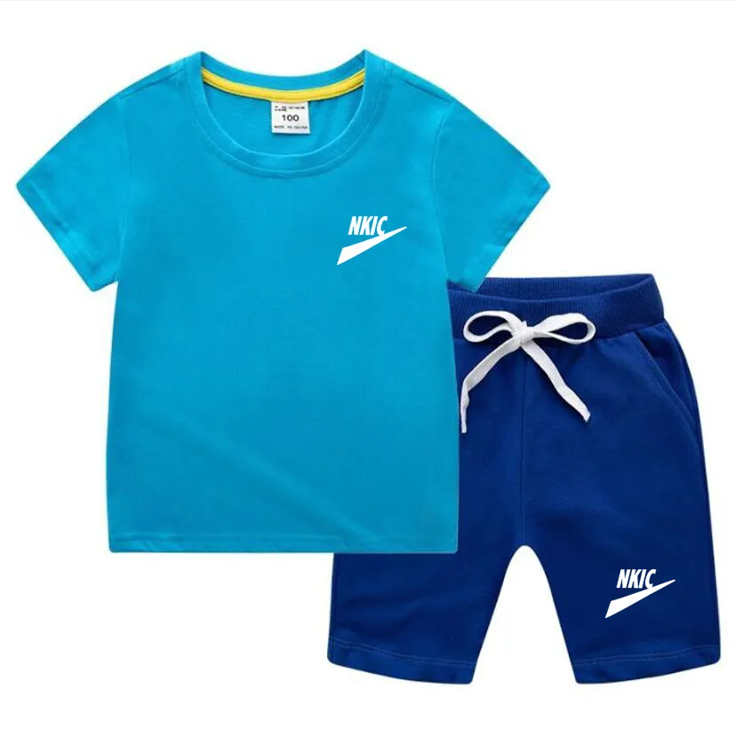 Set di vestiti per bambini e bambine per bambini T-shirt a maniche corte con stampa LOGO per bambini 2 pezzi Tuta estiva