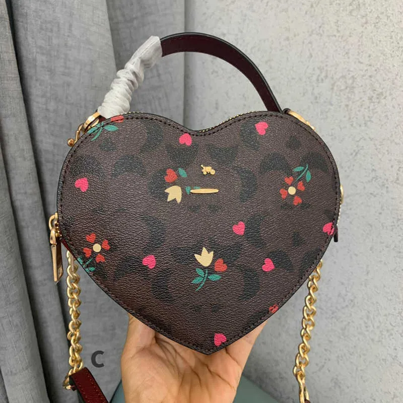 Muchos modelos Bolso en forma de corazón Bolsos de hombro para mujer Diseñador Monedero Bolso Cadena Crossbody Mini Corazón Amor Bolsos de cuero Cartera 230129