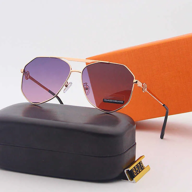 Fastrack outlet hotsell