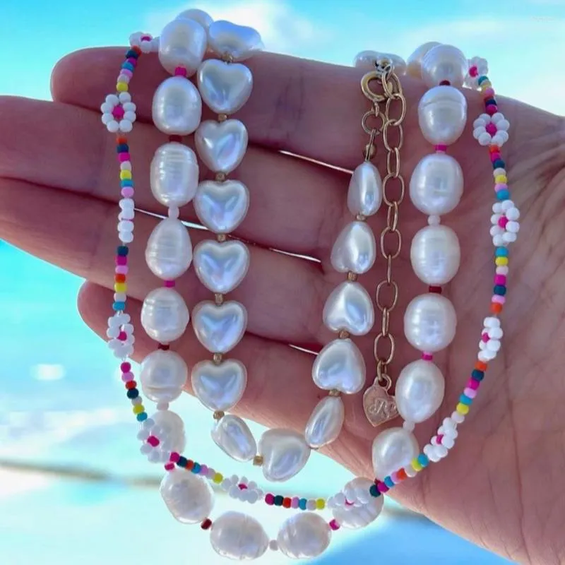 Choker Boho Trendy Heart Pearl Beaded Naszyjnik dla kobiet Nieregularne barokowe symulowane naszyjniki łańcuchowe letnia biżuteria plażowa