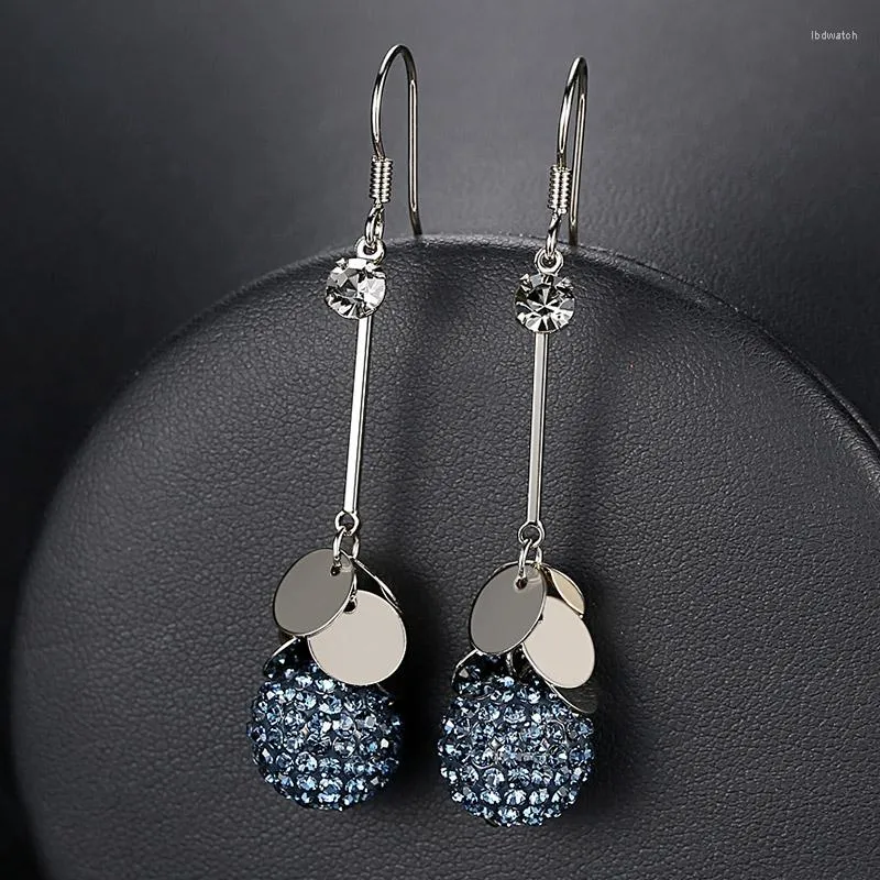 Boucles d'oreilles créoles Le tempérament de beauté du personnage contracté Longue femme Joker Crochet d'oreille Eardrop Tassel