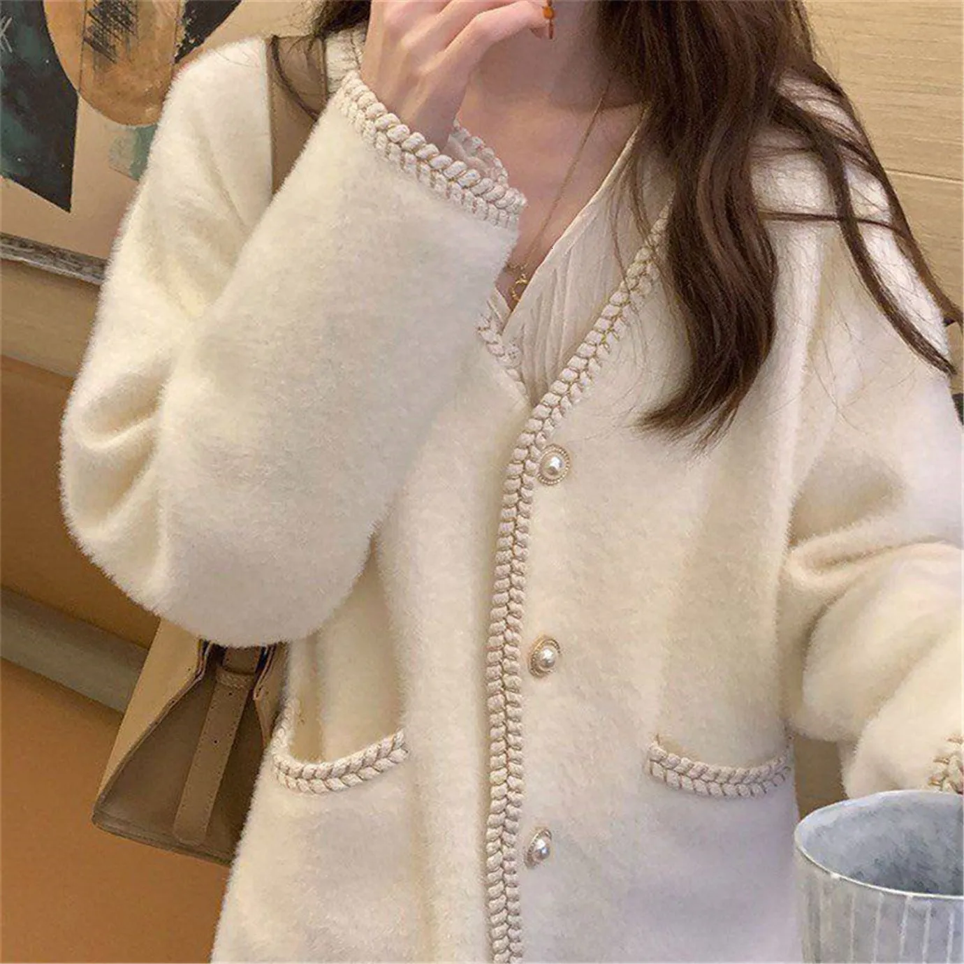 Women's Jackets Winter Imitated Mink Coat Casual Short Solid Singlebreasted Knitting Cardigan Korean Version Loose Languid Wind 230223