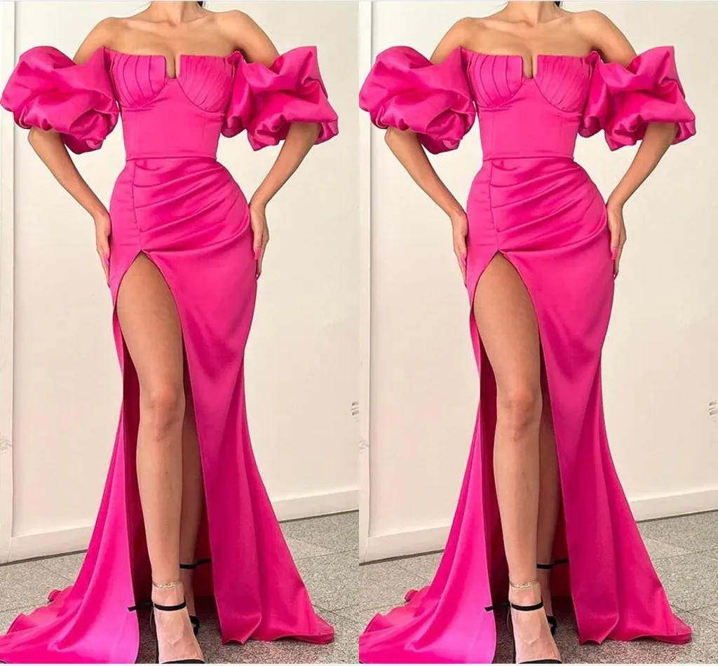 Fuschia Robe de bal sirène pour femme, grande taille, épaules dénudées, sans bretelles, plis drapés, manches bouffantes en satin, fente latérale haute, robes de soirée sur mesure