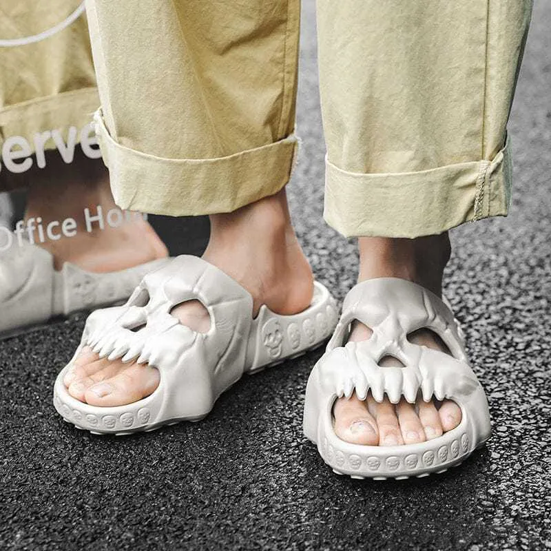 Тапочки Новые мужчины для дома шикарные крытые туфли на открытом воздухе без скольжения