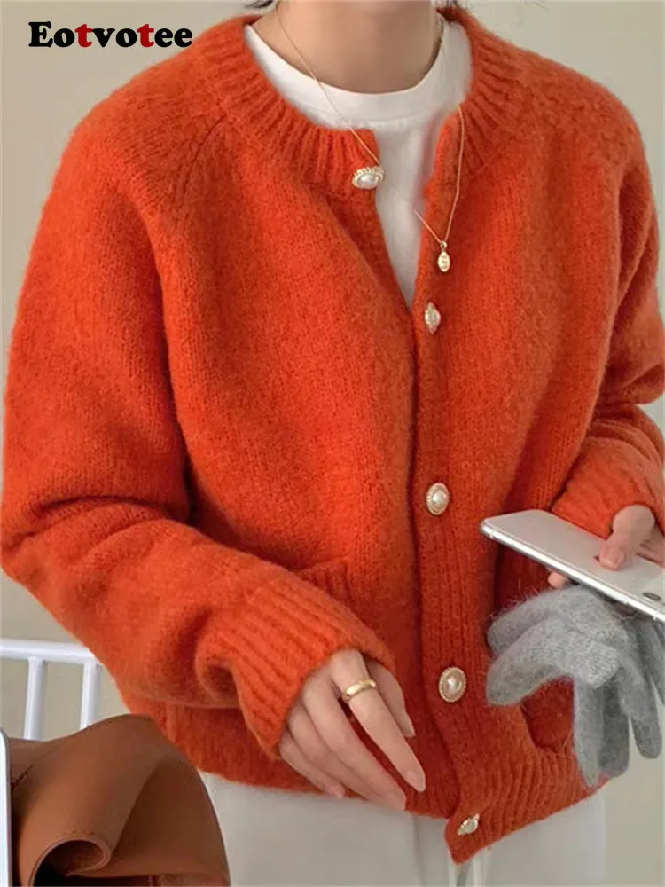 Malhas femininas tees eotvotee knit cardigan suéteres mulher outono inverno coreano button up raglan manga o-gestão bolsos casuais tops curtos 230223