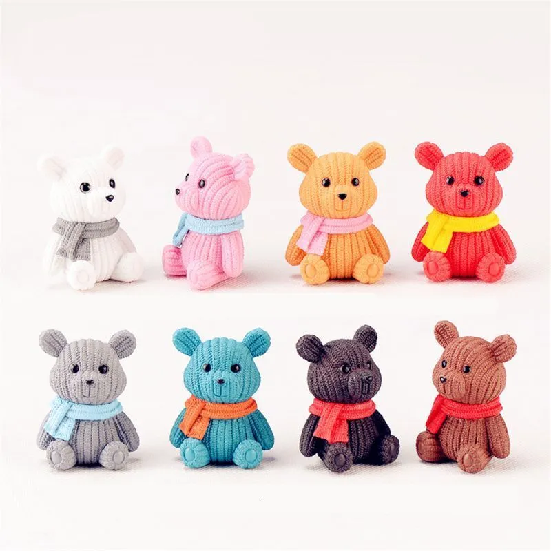 Action Toy Figures Cute Bear Easter Plastic Crafts Decorative Toy for Kids Adults Trick Toy with Present Pattern Relieve Pressure Ornaments 230224