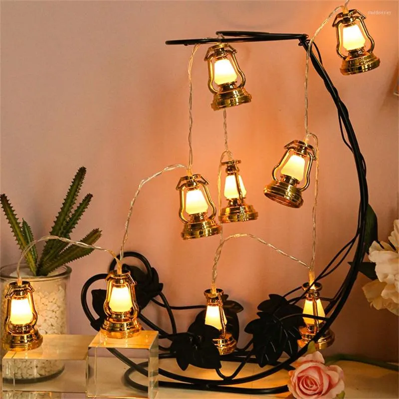 Strings Led Light Garland Ramadan Festival Kerosene Kerstlamp Huis Decoratief snaar voor slaapkamer feestkoffiehuis