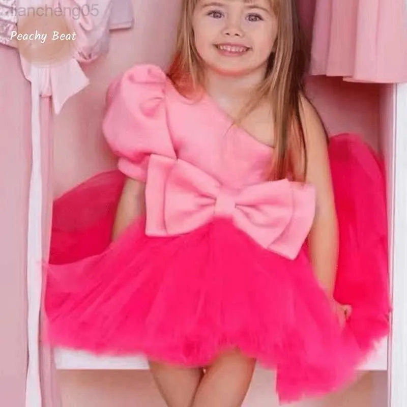 Abiti da ragazza Neonata Principessa Tutu Dress Infant Toddler Off spalla Bow Vestido Manicotto a sbuffo Party Pageant Compleanno Vestiti per bambini 1-10Y W0224