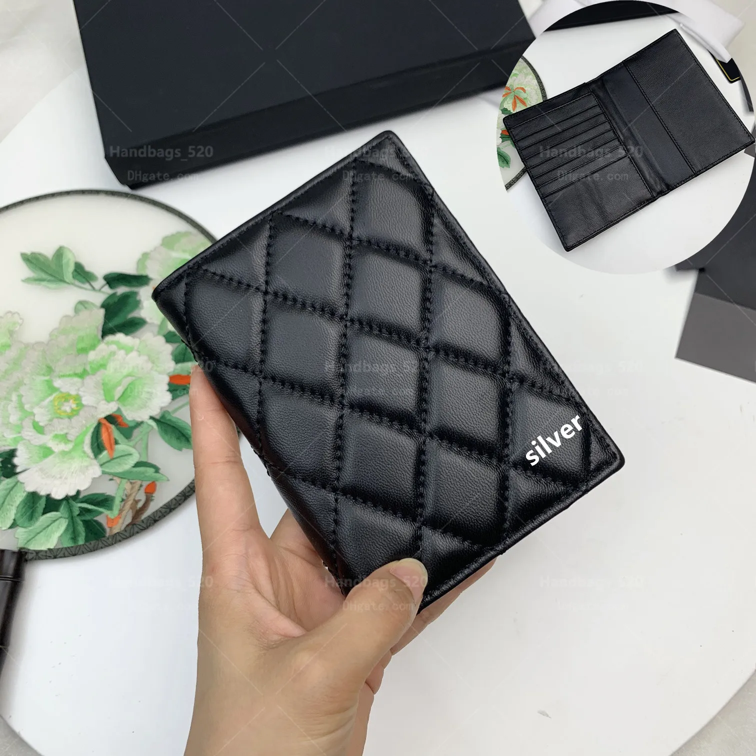 Porte-passeport Avec Protection RFID - Cuir De Qualité - Portefeuille Voyage Homme/femme - Design Compact Avec Fermoir Magnétique - Plusieurs Couleurs