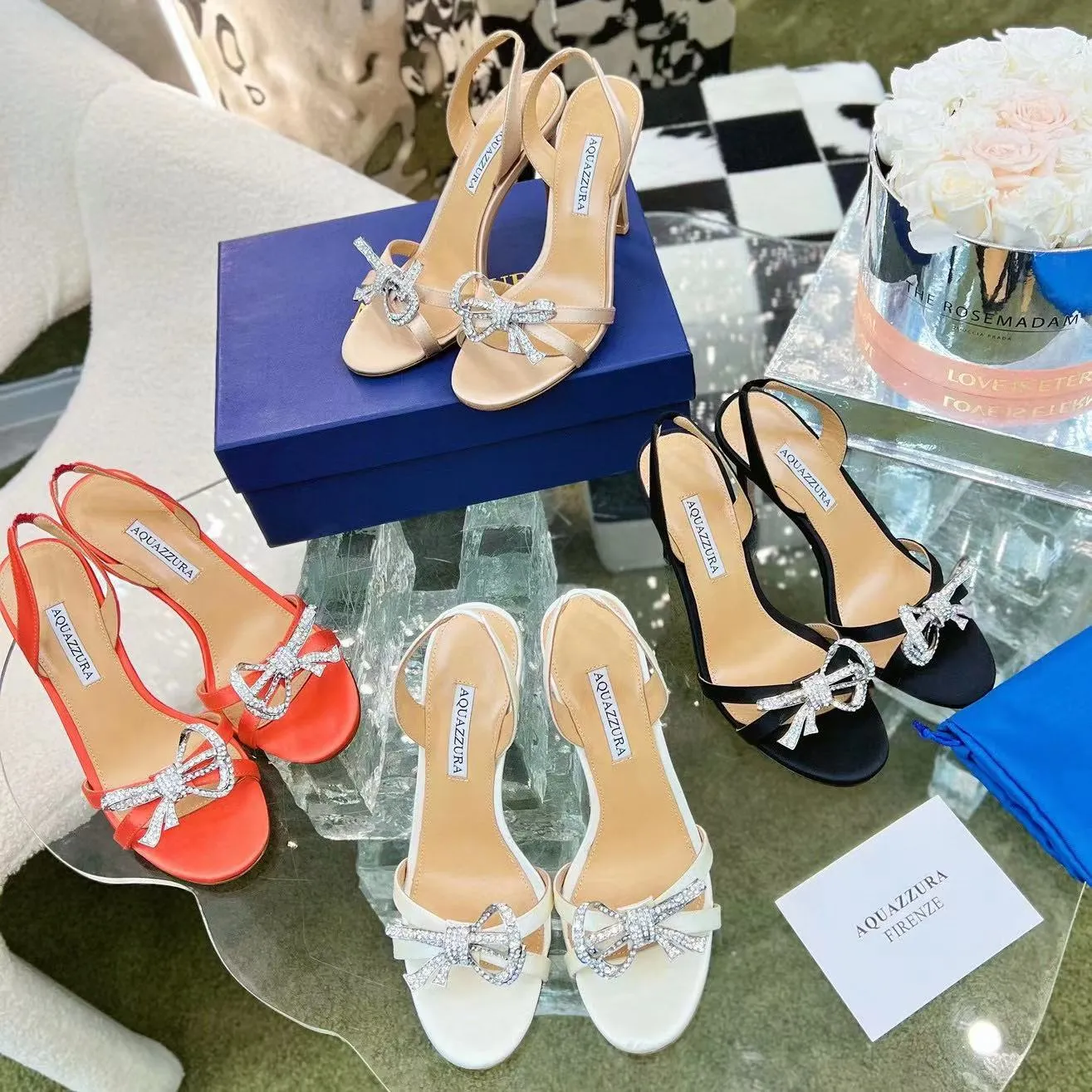 AQUAZZURA Designers sandales dernières femmes talons Satin Fashion sexy Bow chaussures de robe de mariée cristal orné de strass talon aiguille sandale à bride à la cheville