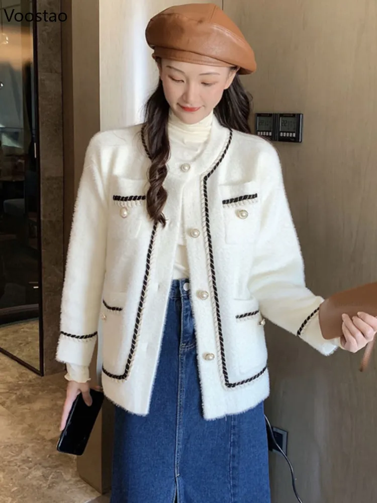 Kvinnor jackor Autumn Elegant Oneck Cardigan tröja Kvinnor Korean Single Breasted Sticked Imitation Mink Coat Spring Female Jacket Topps 230224