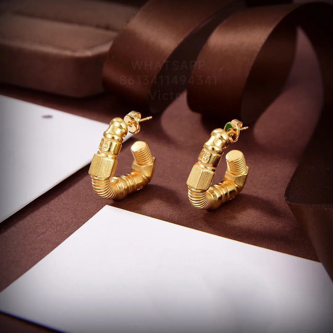 BOTIEGA ilmek Küpe tasarımcısı Çiviler kadın için sarkıyor Altın kaplama 18K T0P kaliteli klasik stil moda lüks Asla solmaz zarif hediye 030