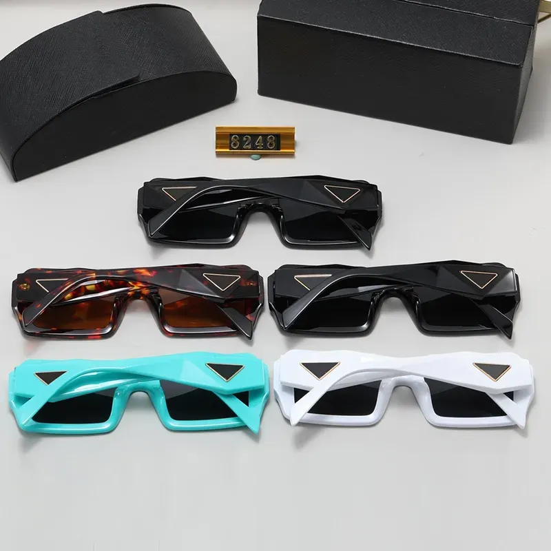 مصمم النظارات الشمسية الكلاسيكية للنساء والرجال النظارات الشمسية مثلث مستطيل مكبرة p إمرأة Luxurys نظارات الموضة النظارات 2302245D