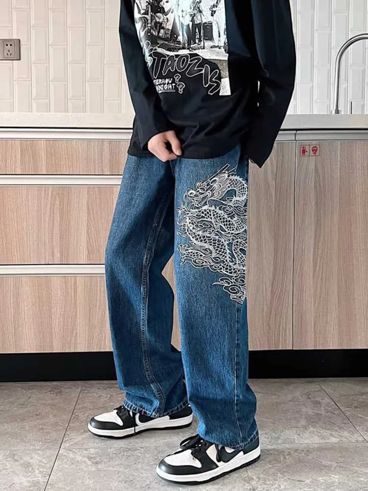 Jeans da uomo American Streetwear Drago cinese Pantaloni larghi dritti ricamati Jeans Y2k Uomini e donne Coppie Pantaloni casual larghi Ammorbidente Z0225