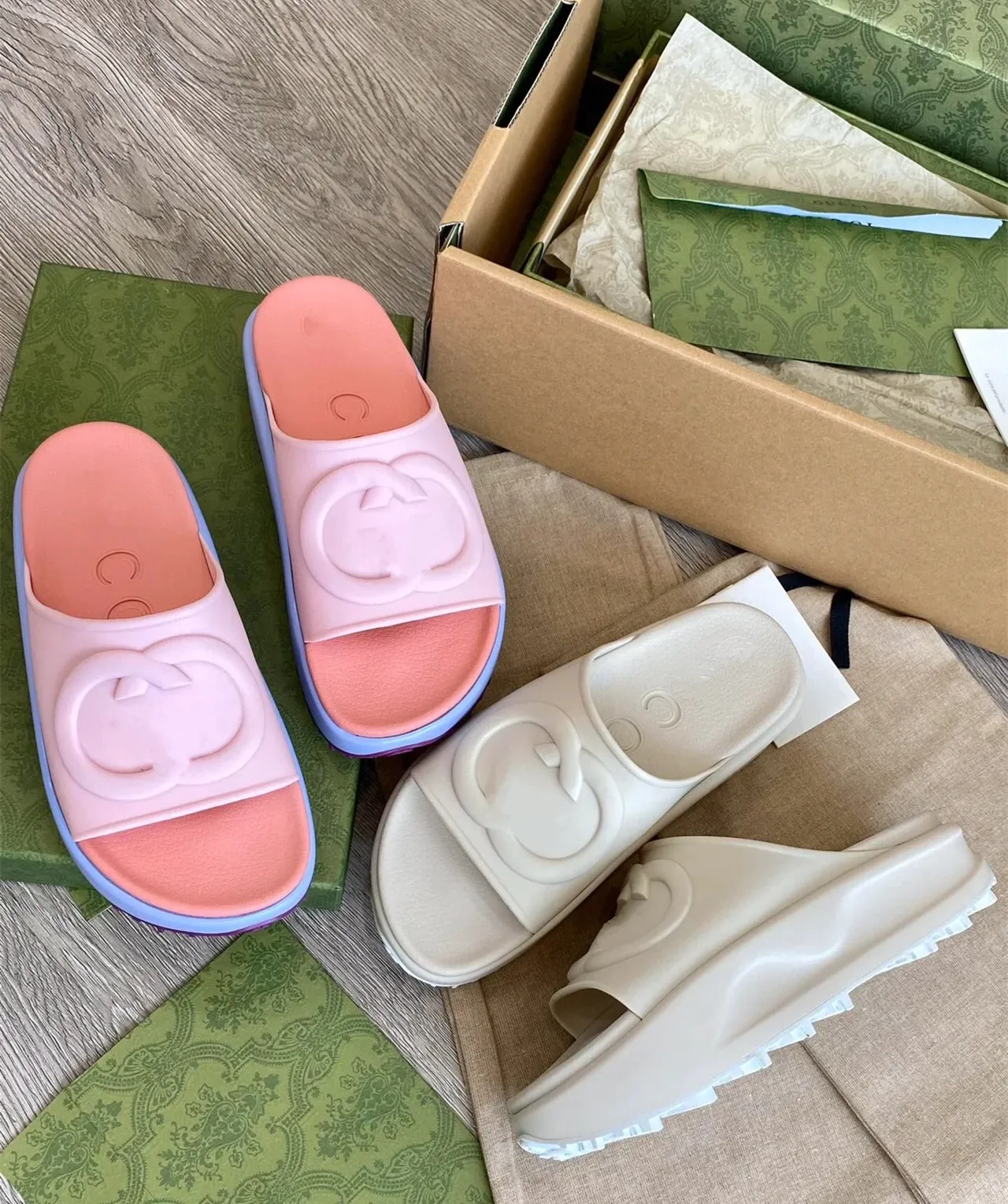 Paris 2023 Summer Cool Pantofole da donna Sandali morbidi Scarpe casual da spiaggia da donna Double Light EVA Slides Marchio di design di lusso Infradito Sandali da donna g