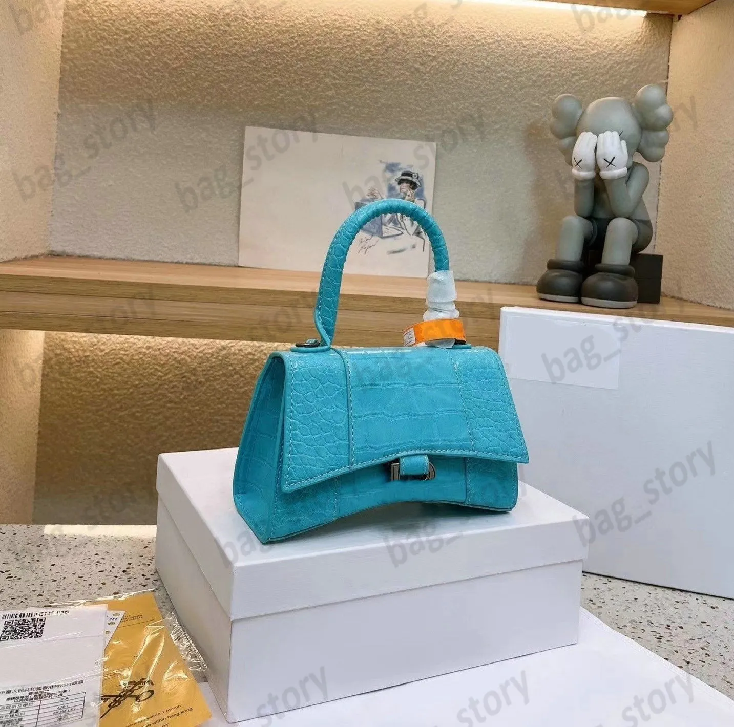 Canvas Exterior Clutch Bags & Handbags Balenciaga for Women | Authenticity  Guaranteed | eBay