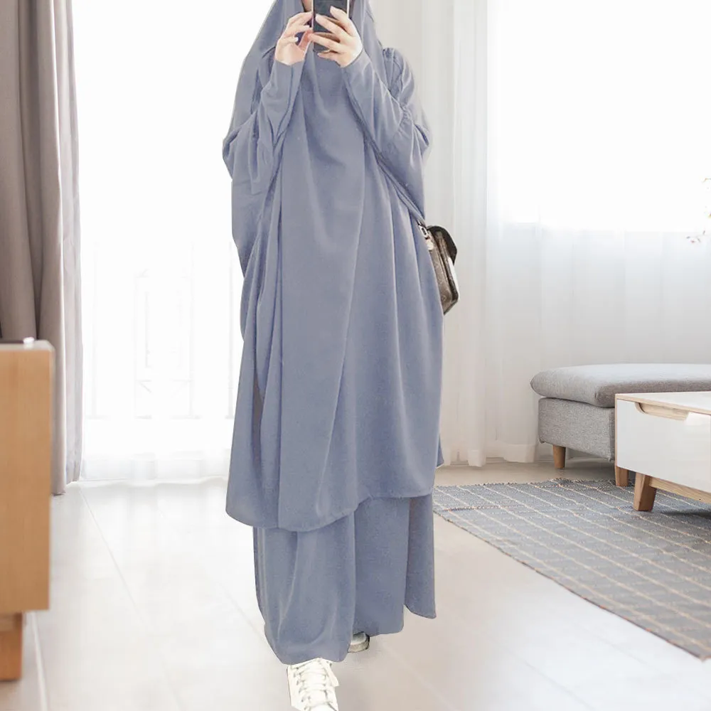 Abbigliamento etnico Set musulmano Jilbab Abaya Dubai Abbigliamento per l'Islam Donna Abiti con orlo largo Abito casual tinta unita Abiti tradizionali da festa 230224
