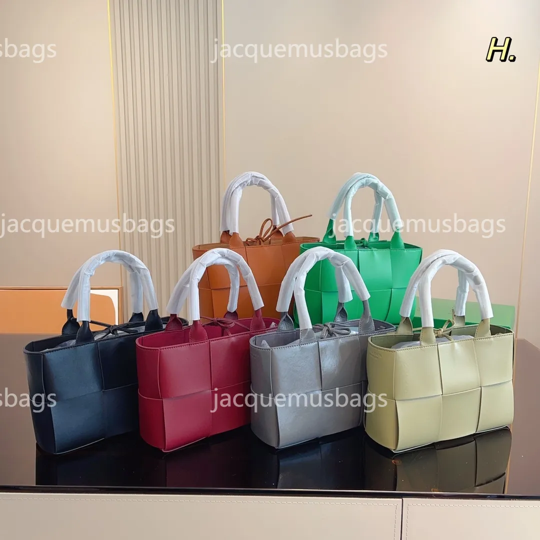 Petit sac fourre-tout Arco Designer sac de luxe en cuir grainé chaîne fermeture sac à main doublure en daim reconstitué femmes sacs à bandoulière