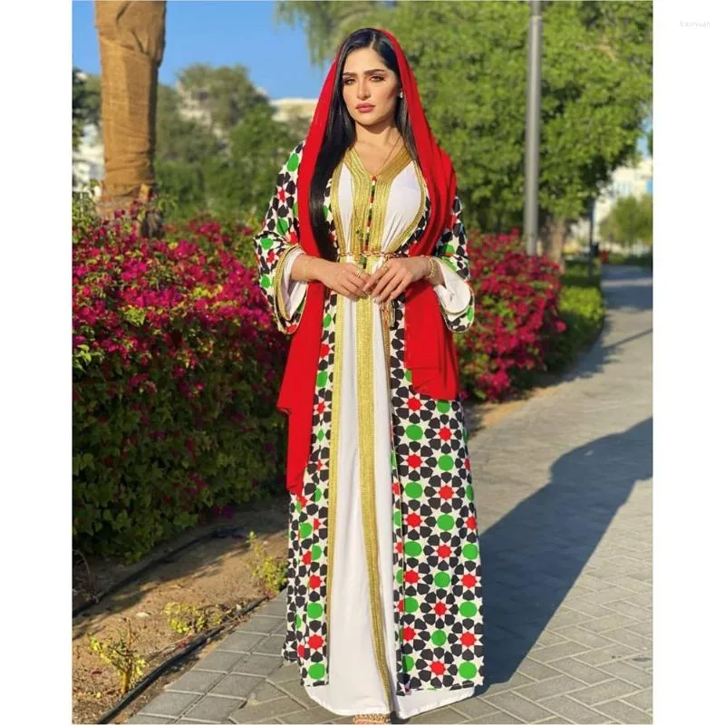 Etniska kläder abaya muslimska kvinnor lång klänning tryckt arab dubai kaftan 2 stycken set kläder öppna maxi mantel v-hals casual marockansk mode