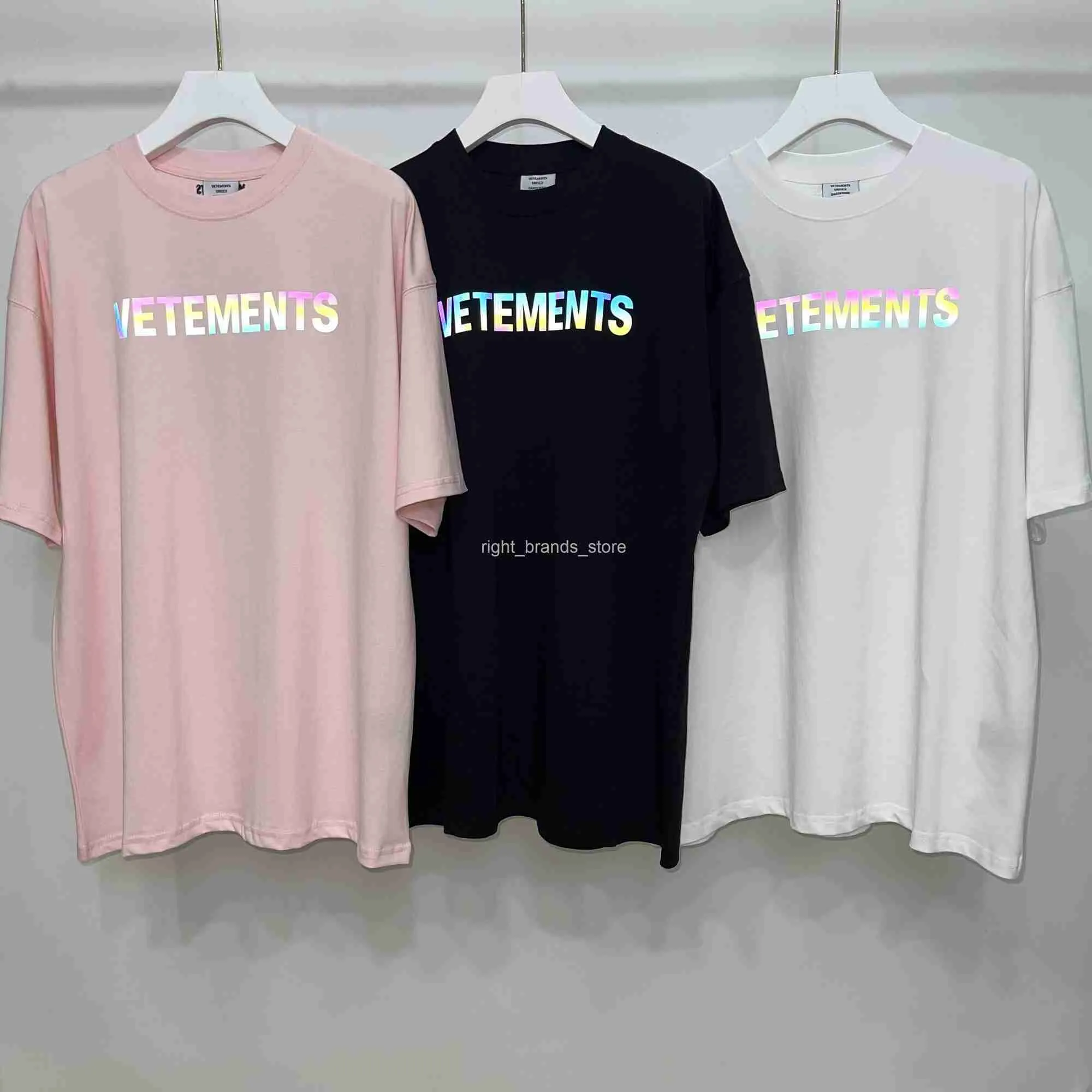 T-Shirts Homme Fashion Vetement Pria Kualitas Tinggi T-shirt 1 1 Reflektif Vetement Tee VTM Wanita Lengan Pendek Best Seller Pakaian Pria0225V23