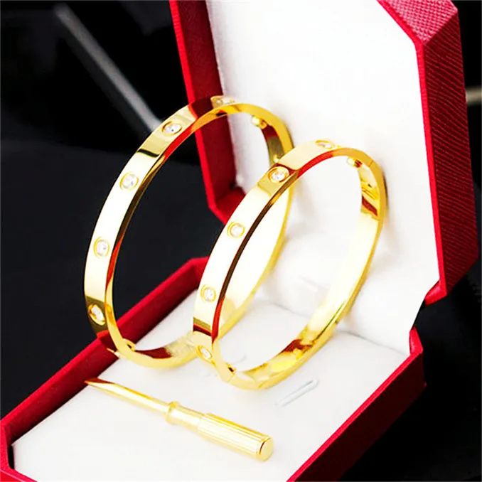 Bracelets d'amour designer pour femmes bracelet manchette en argent clous de tournevis personnalisés galvanoplastie en acier titane pas d'allergie pas de décoloration bracelet pour hommes de mode bracelet en or