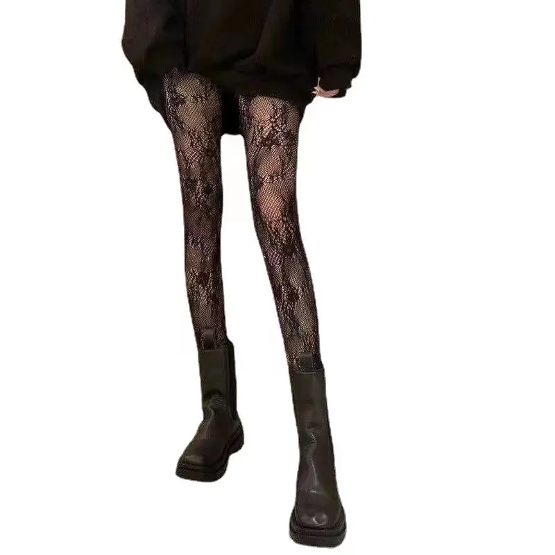 Designstrumpor för kvinnor damer randiga tights sexiga brev strumpor mode lyxiga ankel höga strumpor andningsbara designers ben tights spets strumpor tryckt