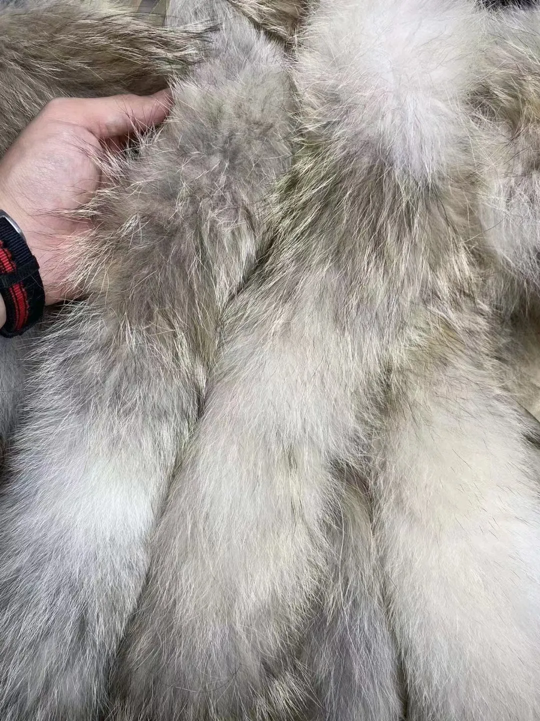 Real Coyote Fur Wolf Designer Homme Puffer Outdoor Windjack Bovenkleding Capuchon Fourrure Manteau Canada Wyndham Jas Bont Hiver Parka Doudoune