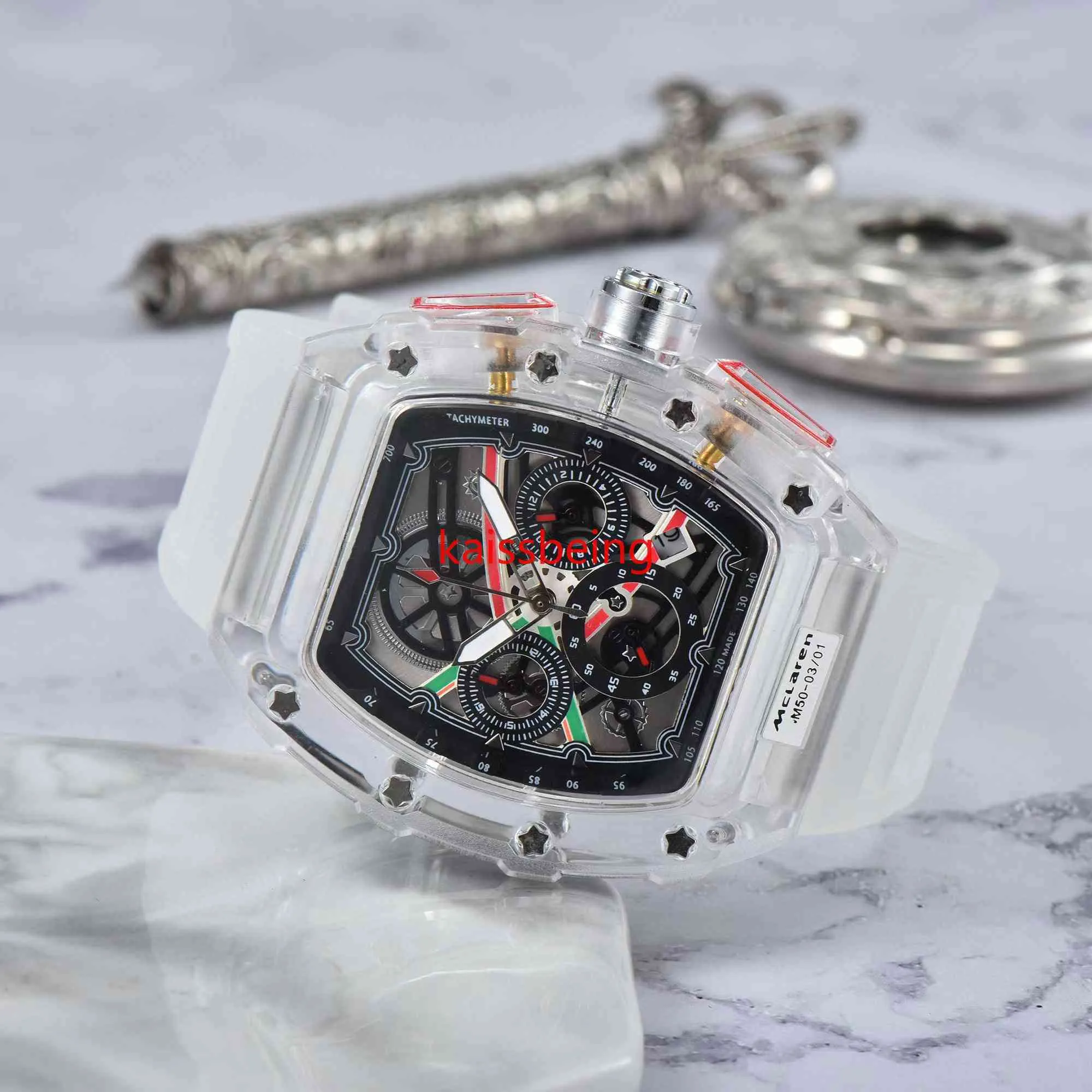 Herrklocka Lyx Designer Sportklockor Mode Transparent fodral 44mm Chronograph Armbandsur Silikonrem Quartz Herrklocka