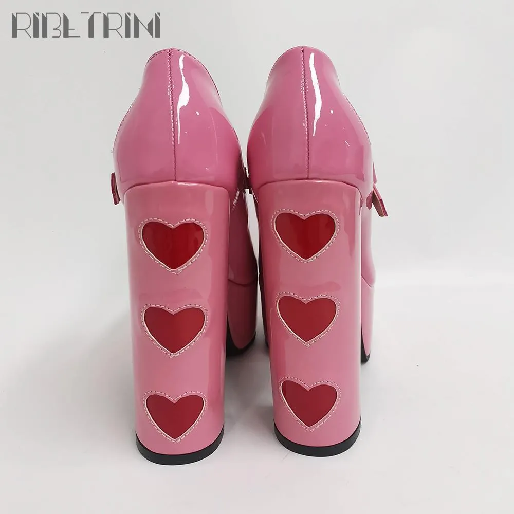 Dress Shoes Luxury Designer Marry Janes Pumps For Women Love Heart High Heels Buckle Platform Punk Chunky Pink Wedding Party women's Shoes 230225