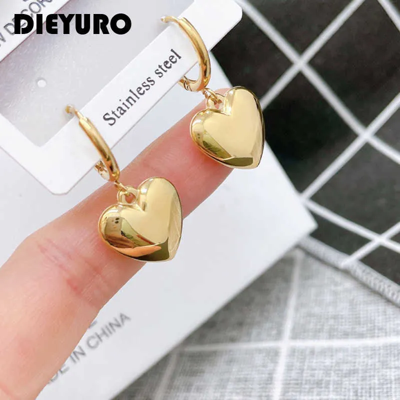 Charm Dieyuro 316L roestvrij staal 2021 Gold Love Heart Hoop oorbellen Zoete hangers Accessoires Mode Metal Gift voor vriendin G230225