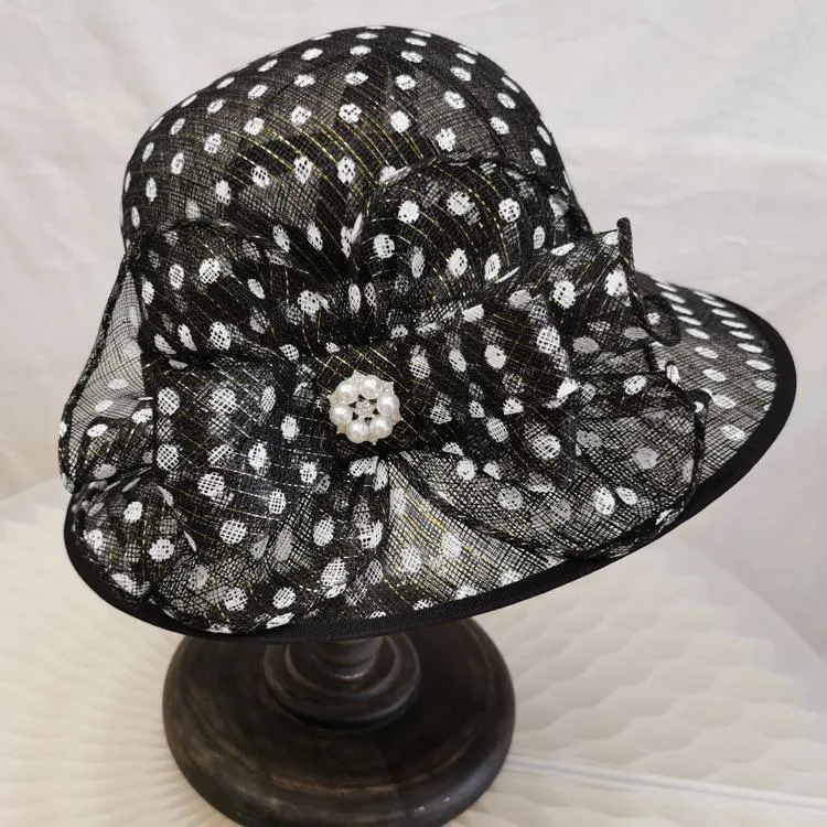 Cappelli a tesa larga Cappello a punta dorata con bottone leggero in lino traspirante Cappello da donna elegante con fiore da viaggio corto