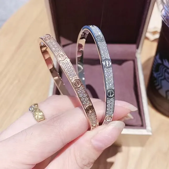 bracelets gold for woman torque Bangle bracelet Double row diamond luxury jewelry width hidden inlay process High fade resistant bracelets designer luxurious