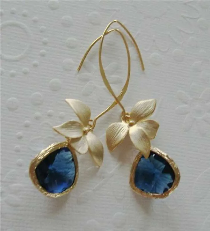 Charme Fashion Yellow Gold Color Flor Blue Crystal Drop Brincos Dangle para mulheres Presente de aniversário de casamento G230225