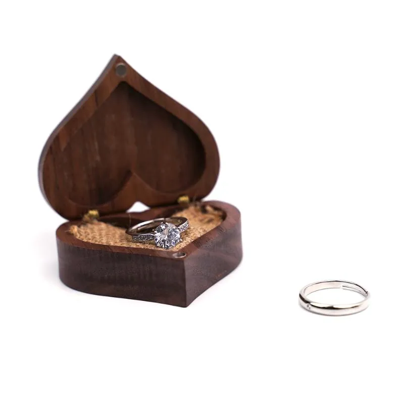 Present Wrap Black Walnut Solid Wood Love Ring Box mini smycken träförpackning oljad