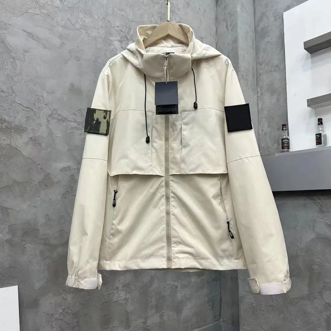 Designer mens jacket spring autumn windrunner tee fashion hooded sports windbreaker casual zipper Outdoor jackets clothing