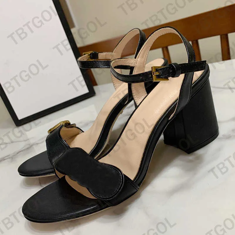 Summer High Heeled Sandals Designer Leather Women's High Heels Sexig Metal Buckle Large Office Suede Lady Metal Belt Buckle Thick Heel Woman Shoes Withbox No021