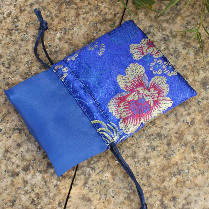 Patchwork Chińskie jedwabne brokatowe torby biżuterii sznurka małe tkaniny Wączki prezentowe opakowanie przyprawy saszetki